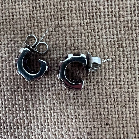 Lilac purple crystal silver tone huggie earrings dainty small lightweight - Picture 3 of 4